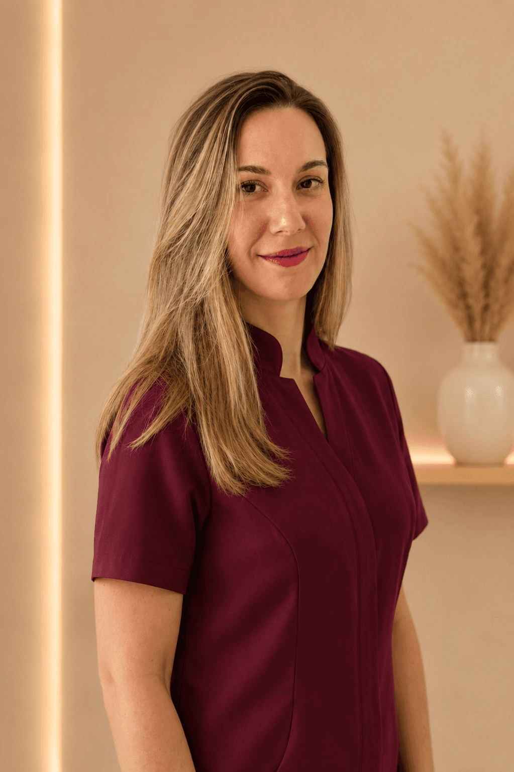 María Sierra — Enfermera dermoestética en SKIN LAB